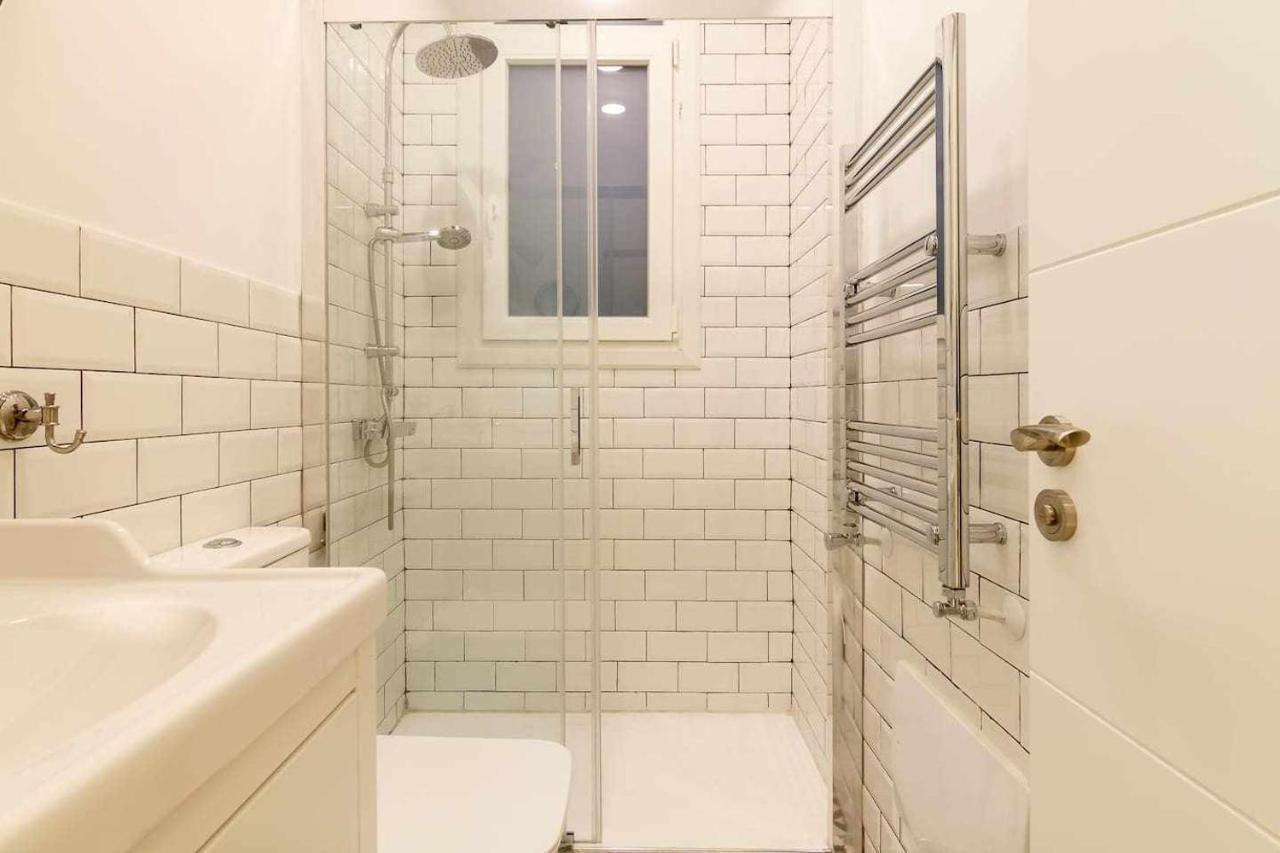 Vivienda Turistica Estilosa En La Zona Vieja Bilbau Exterior foto